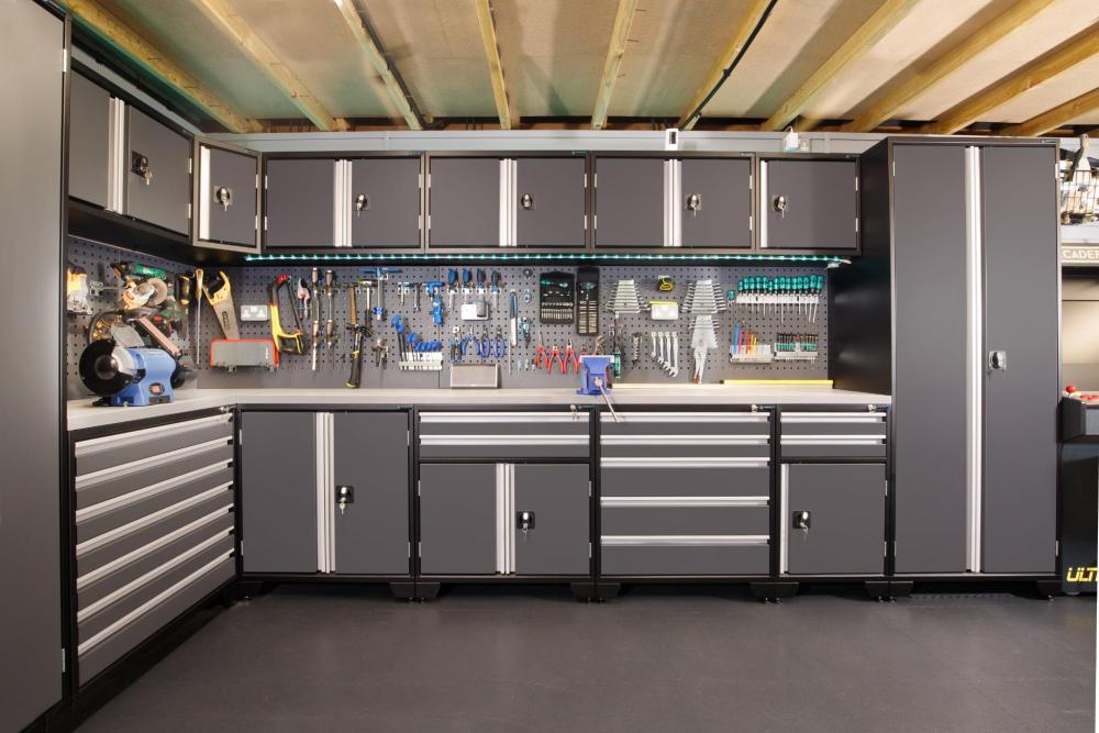 zoomed out view of garage workspace