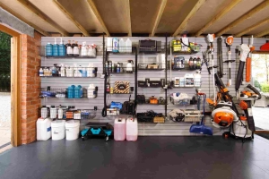 Heavy-Duty Garage Shelving UK: Load Ratings & Buying Guide