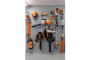 Best Garage Wall Storage for Heavy Items (Ladders, Hoses, Lawn Mowers)