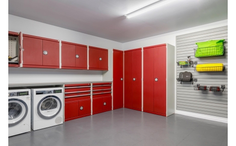 Rubber Garage Flooring UK: Is It Worth It vs Floor Tiles?