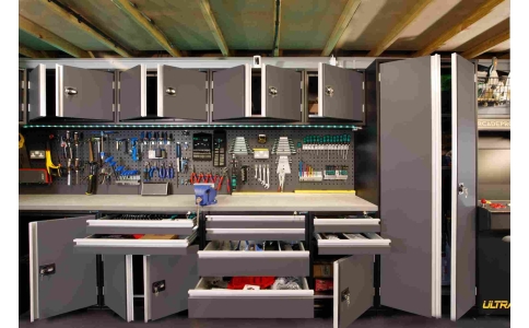 drawers on work bench