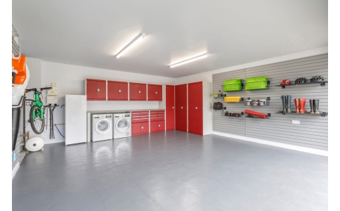 Garage Man Cave Ideas: Create Your Ultimate Retreat