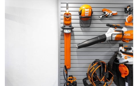 Garage Wall Storage Ideas for Garden Tools (Neat, Grab-and-Go Setup)
